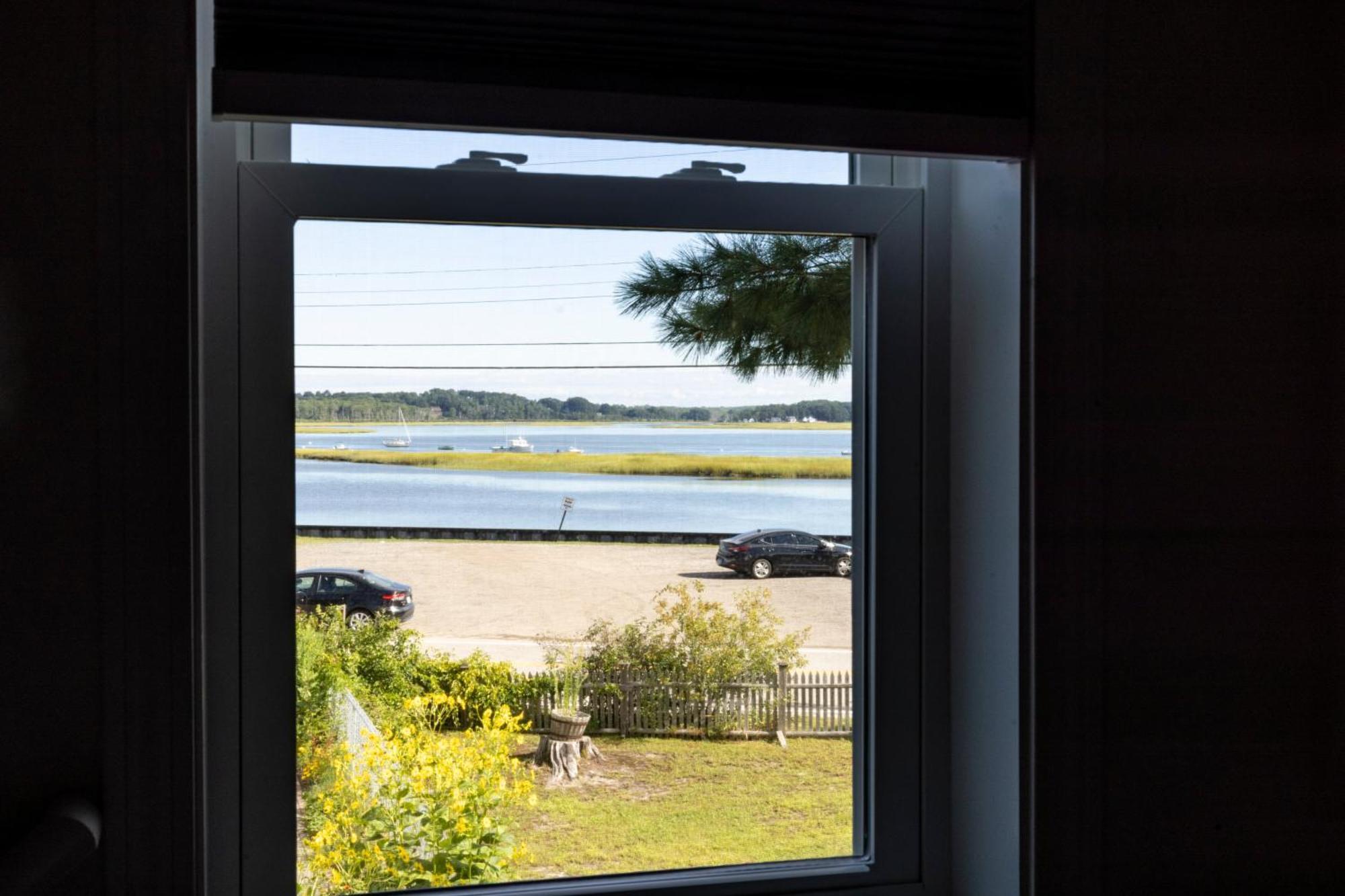 Bright 4Br Beach House, Pine Point Perfection Scarborough Luaran gambar